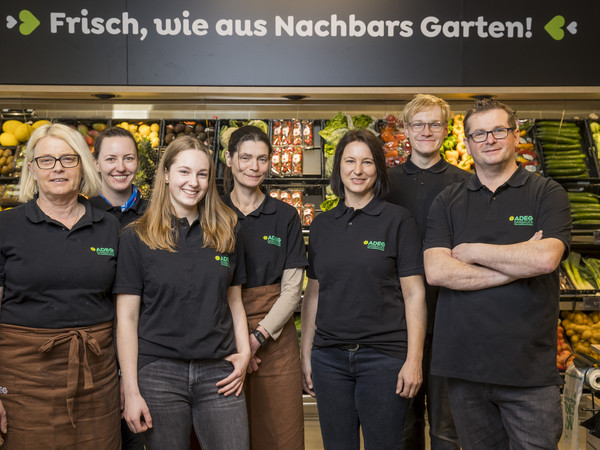 ADEG Danbauer_Bild 03: Das engagierte Team bei ADEG Danbauer setzt sich tatkräftig für die lokale Nahversorgung in Bad Goisern ein.