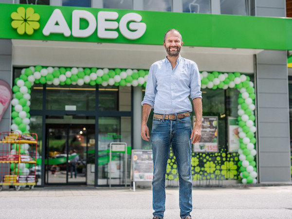  Seit 2. Juli hat der ADEG Markt von Stefan Schipflinger in der Ramsau im Zillertal für seine Kunden geöffnet