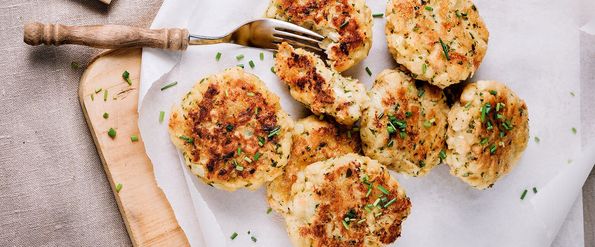 Kaspressknödel mit würzigem Bierkäse