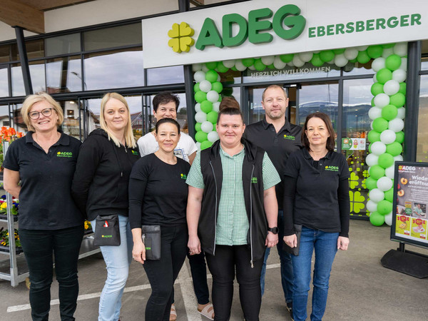 Bild 03: Das Team von ADEG Ebersberger setzt sich mit vollem Einsatz für die Kastralgemeinde St. Marein ein.