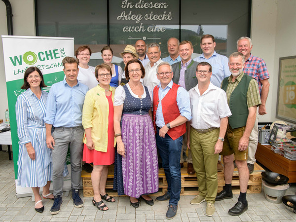 Adeg Wiesn-Fest Dorf lockte zehntausende Besucher