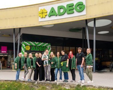 Bild 01: Das engagierte Team bei ADEG Alexejew setzt sich mit vollem Einsatz für Ebensee am Traunsee ein.