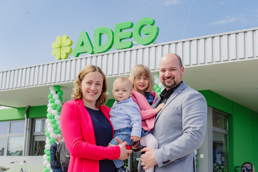 Karin Lechner und ihr Mann Hubert Lechner junior be treiben drei ADEG Märkte im südlichen Niederösterreich.
